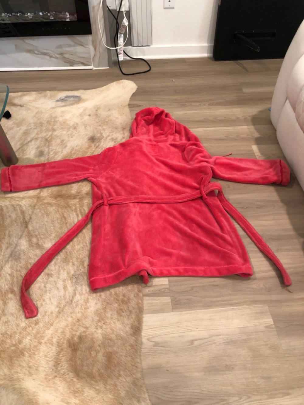 Bathrobe - Picture 3 of 3